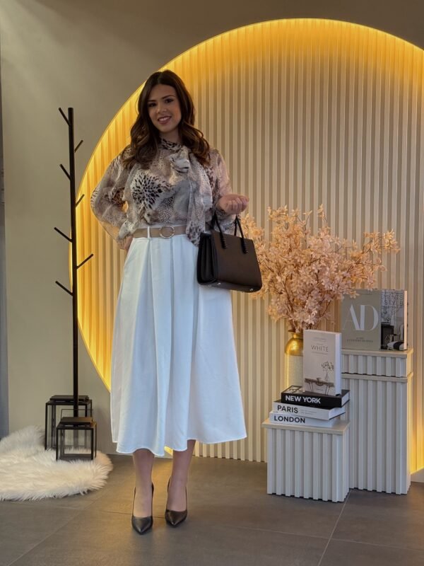 Bluza crna elegantna BH4220-Q40 - Image 2