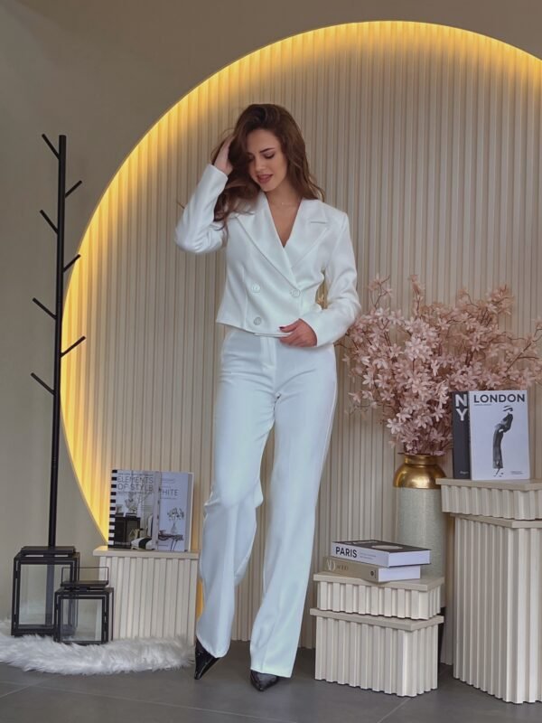 Komplet beli elegantni Evaroza-62567 - Image 4